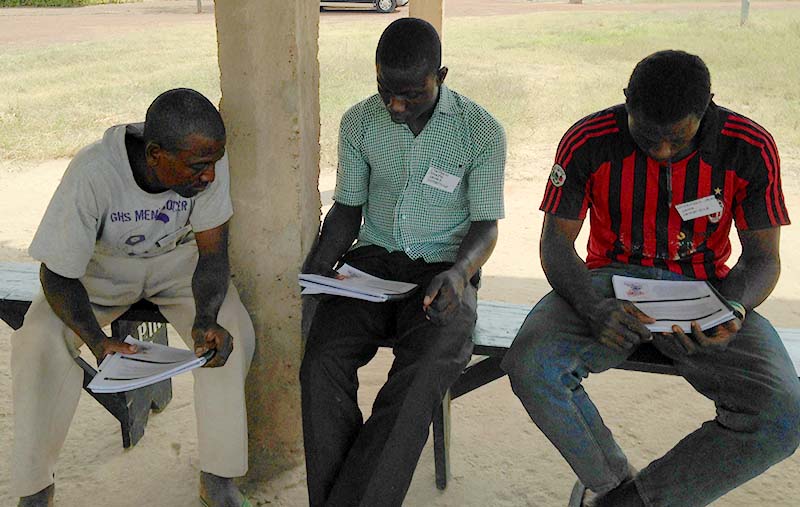 Training students from Ghana consult IFIX manuals